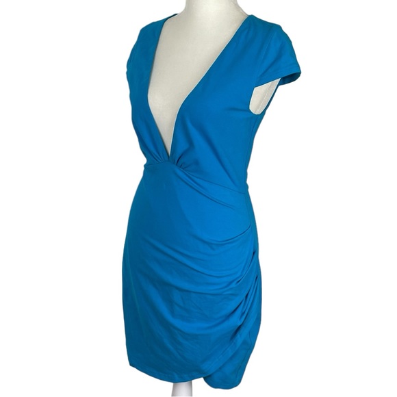 Revolve By The Way Minnie Deep V Dress Ruched Bodycon Size Small Blue - Picture 15 of 15